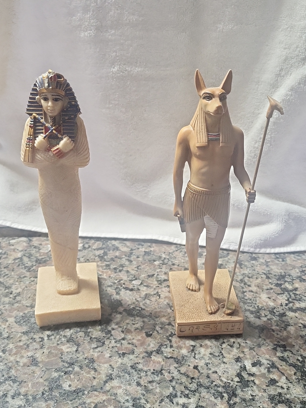 Egyptian Anubis and Pharaoh Resin Statues - Tan as shown set of two like new